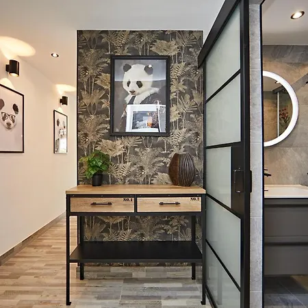 Panda House Апартаменты *