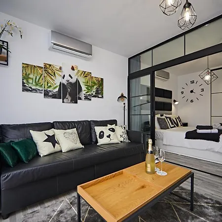 Apartman Panda House *
